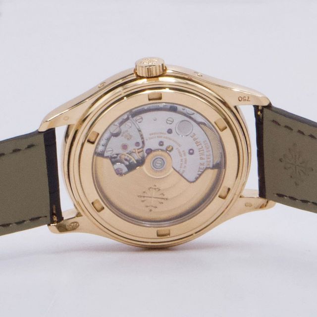 Corum Golden Bridge 113.553.85/M600 0000R Image 5